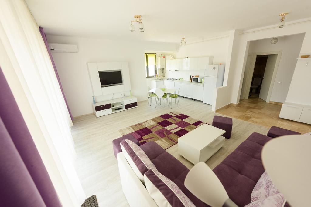 Purple Sun Apartamento Năvodari Exterior foto